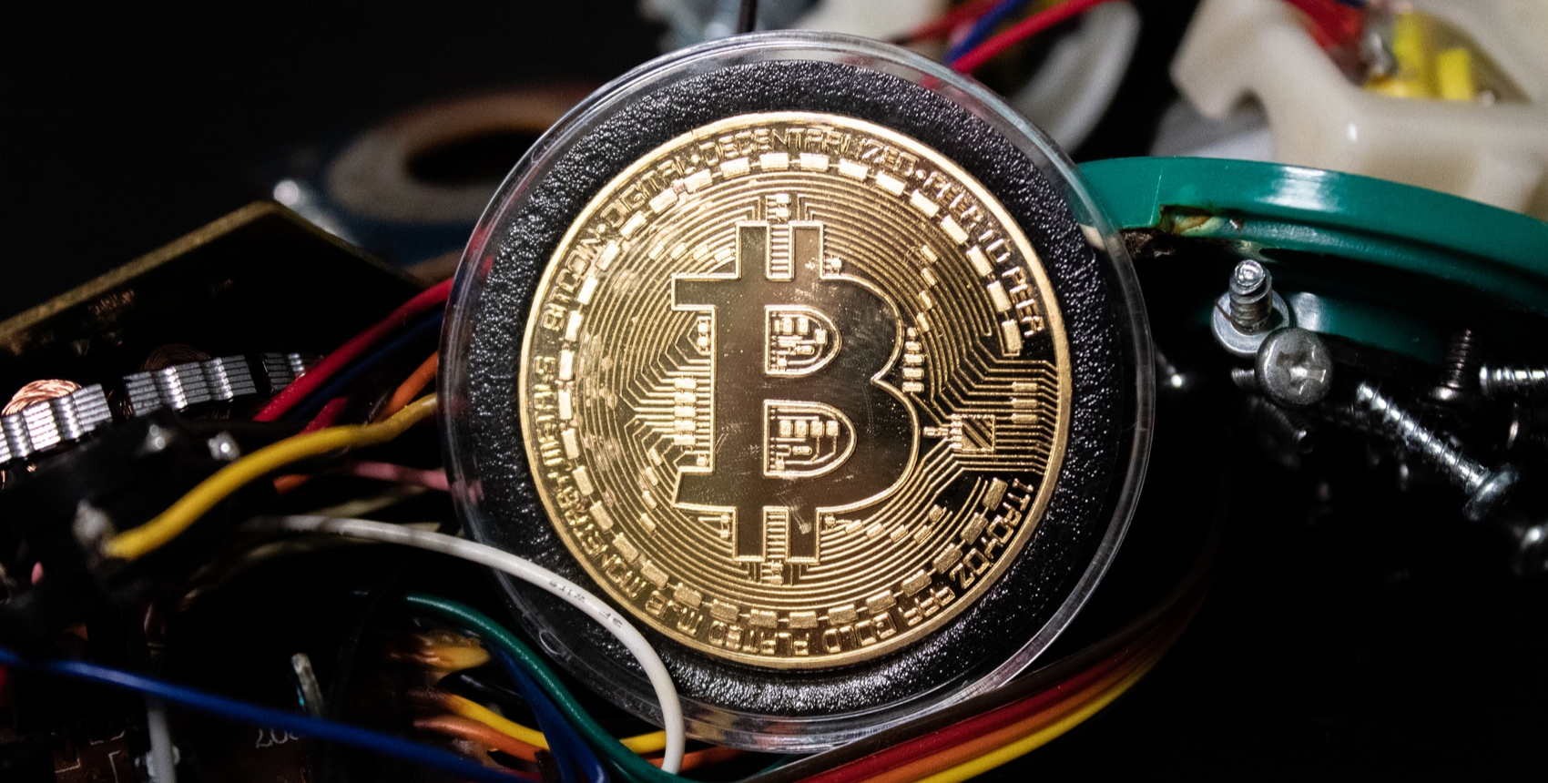 Invest with Cryptocurrencies Light tokens